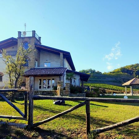 Loaz Relais Agriturismo Apartamento Loazzolo Exterior foto